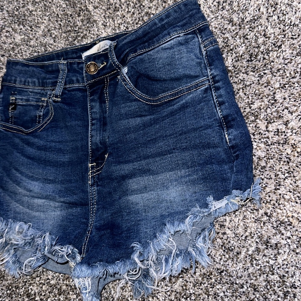 KanCan Brand Jean Shorts No Size Listed Fits like Juniors Sz 2 Great Condition - Picture 2 of 6